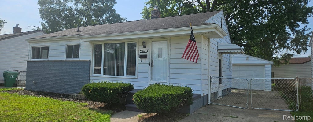 960 Radcliff Street, Garden City city