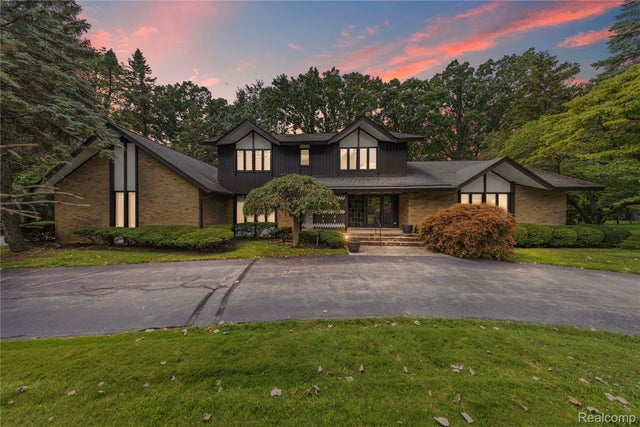 1287 Charrington Road, Bloomfield Hills city