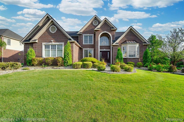 50553 Billenca Drive, Novi city