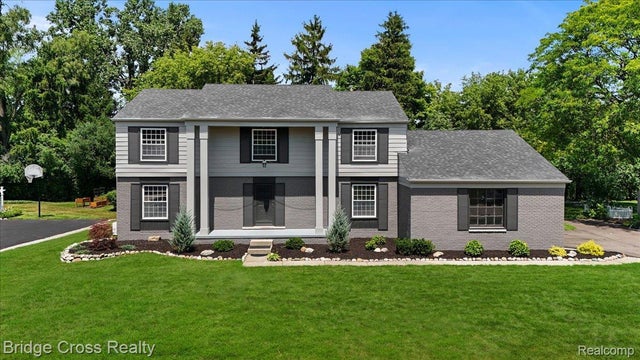 655 S Spinningwheel Lane, Bloomfield Hills city