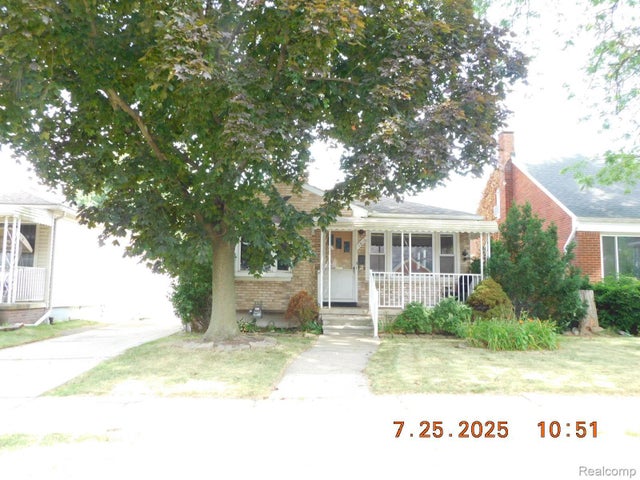 1810 Leblanc Street, Lincoln Park city