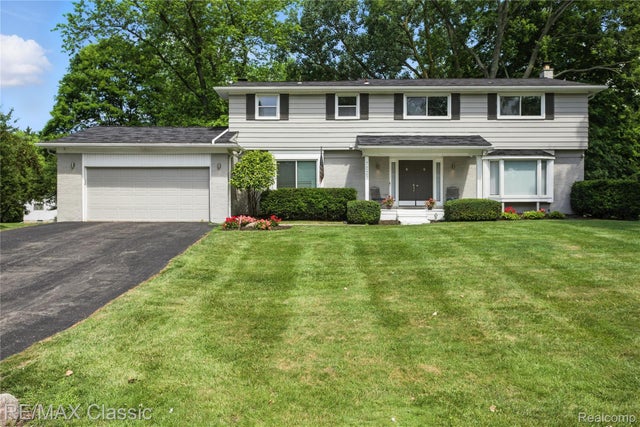 7027 Beverly Crest Drive, West Bloomfield charter township