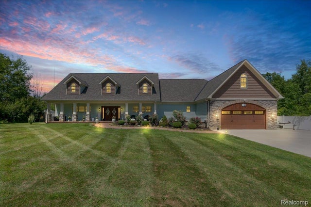 2168 Wiggins Road, Fenton city