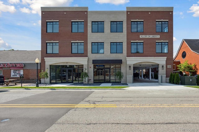 120 E Liberty Street 305, Milford village