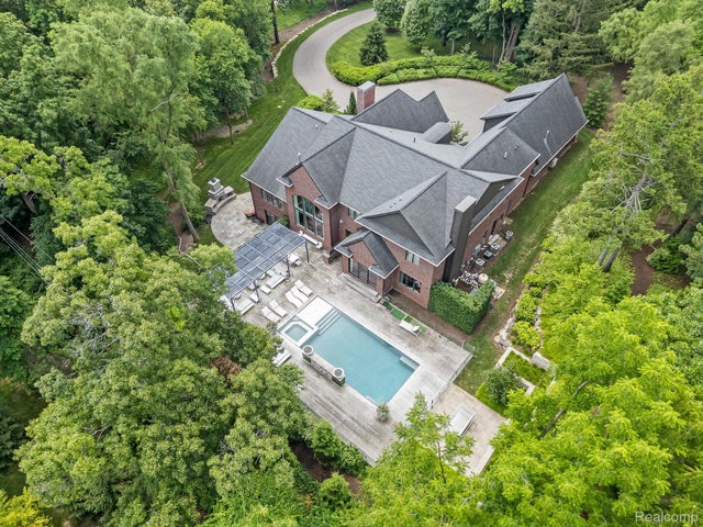 32890 Whatley Road, Franklin village