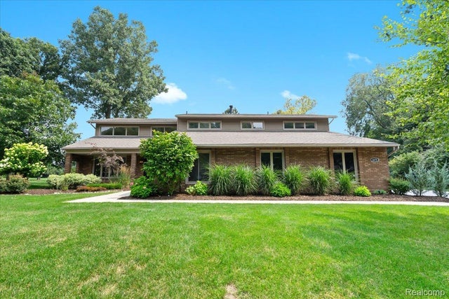 6678 Johnathon Drive, Troy city
