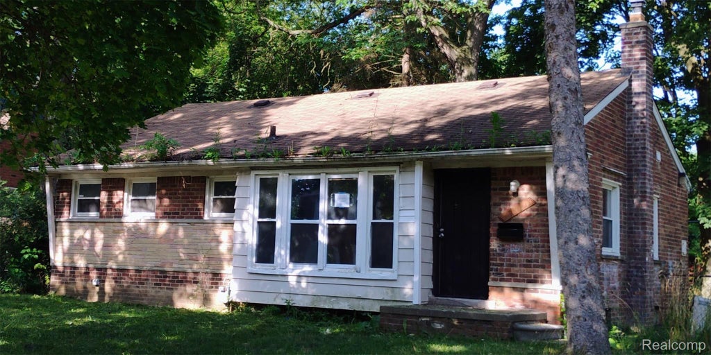 17136 Stout Street, Detroit city