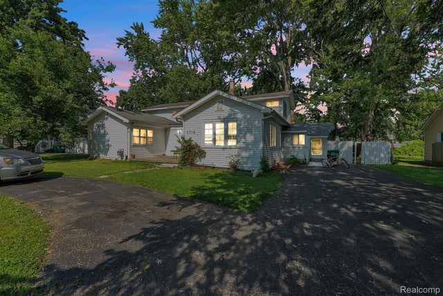 5706 Cardwell Street, Garden City city