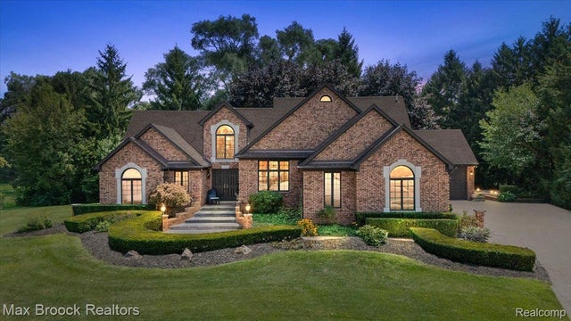 13000 Janine Court, Shelby charter township