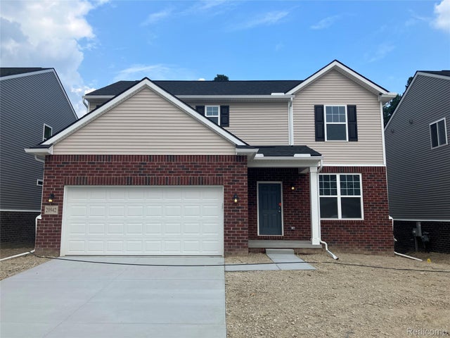 20942 Losino Drive, Lyon charter township