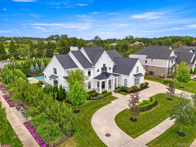 19084 Chaumont Way, Northville city