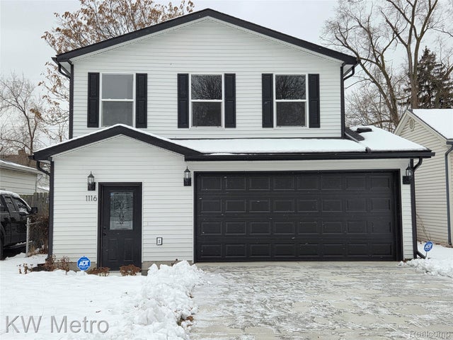 1116 E Hayes Avenue, Hazel Park city