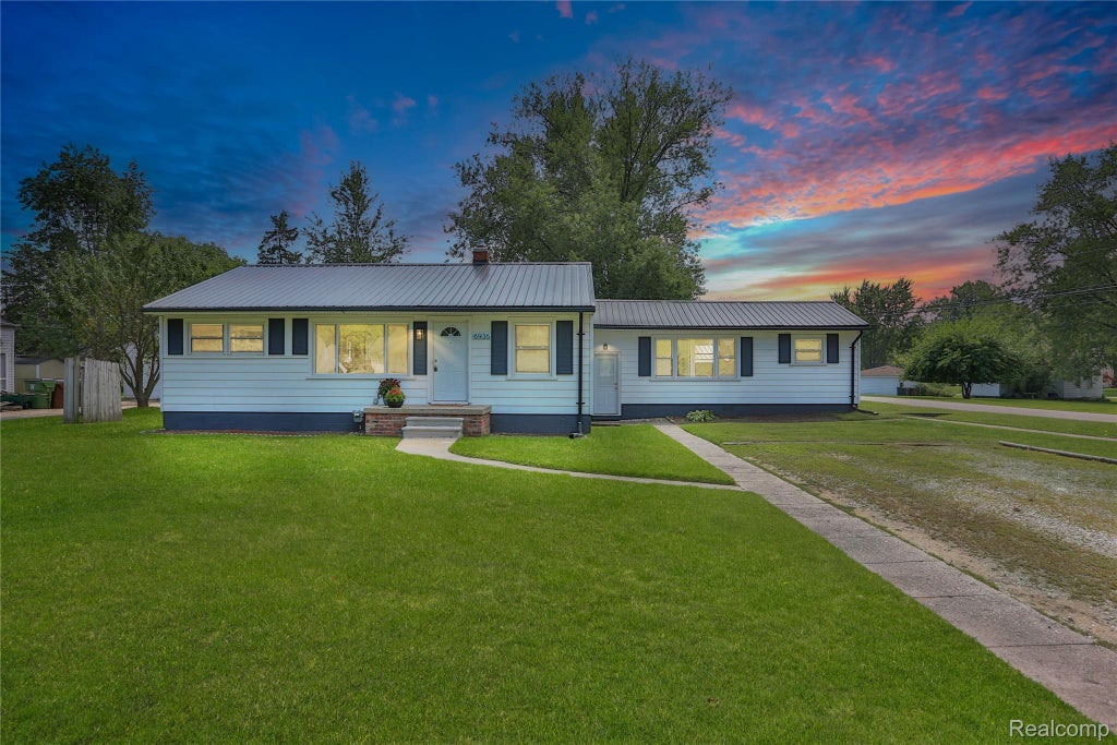 6936 Ryburn Street, Shelby charter township