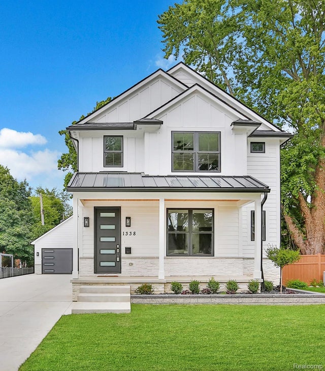 1338 S Harvey, Plymouth city