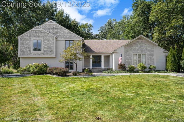 5118 Vincennes Court, Bloomfield charter township
