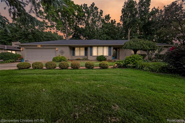 2311 Keylon Drive, West Bloomfield charter township