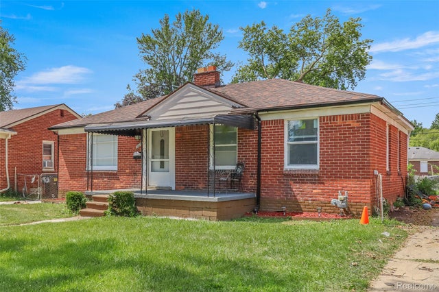 9225 Patton Street, Detroit city