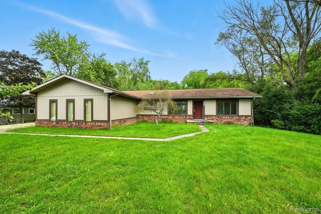 29220 Greening Street, Farmington city