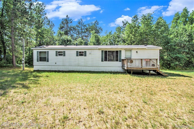 2110 Wetmore Road, Big Creek township