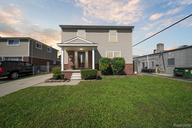 22191 Ridgedale Street, Oak Park city