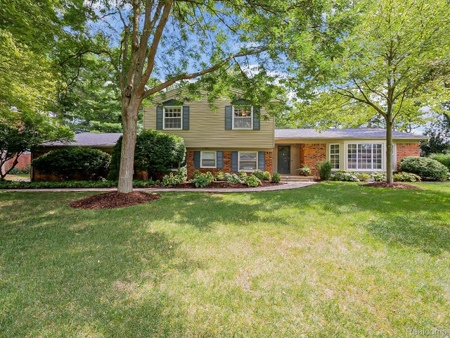 5611 Priory Lane, Bloomfield Hills city