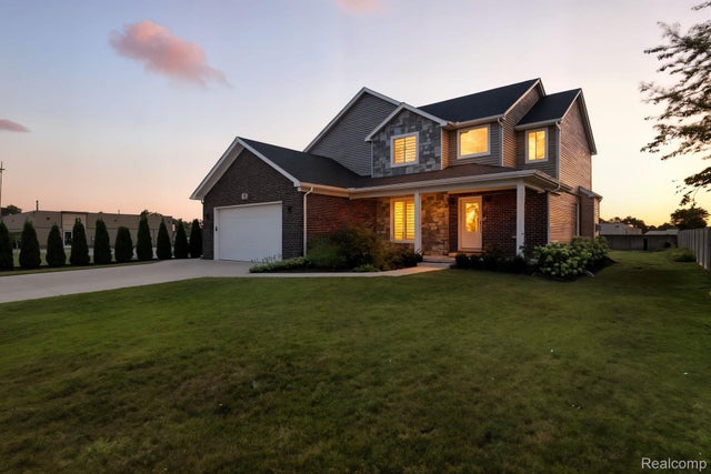 37147 Dundee Street, Sterling Heights city