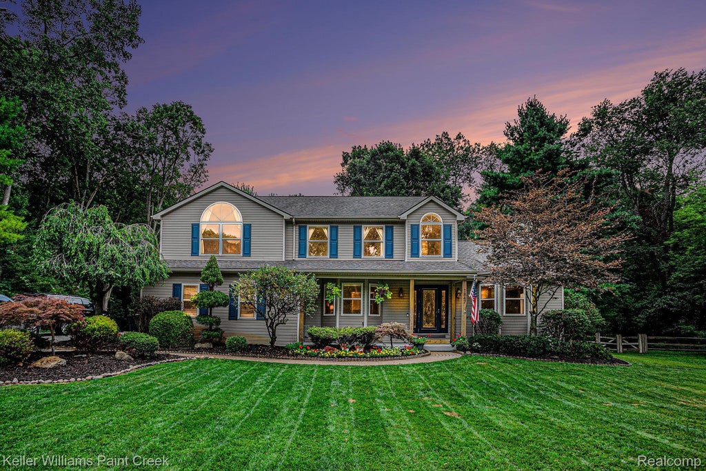 1847 High Pointe Drive, Oxford charter township