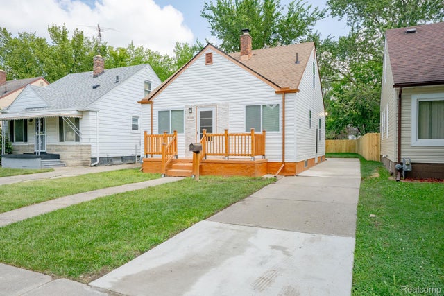 8068 Patton Street, Detroit city