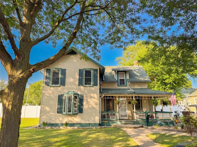 26240 Gibraltar Road, Flat Rock city