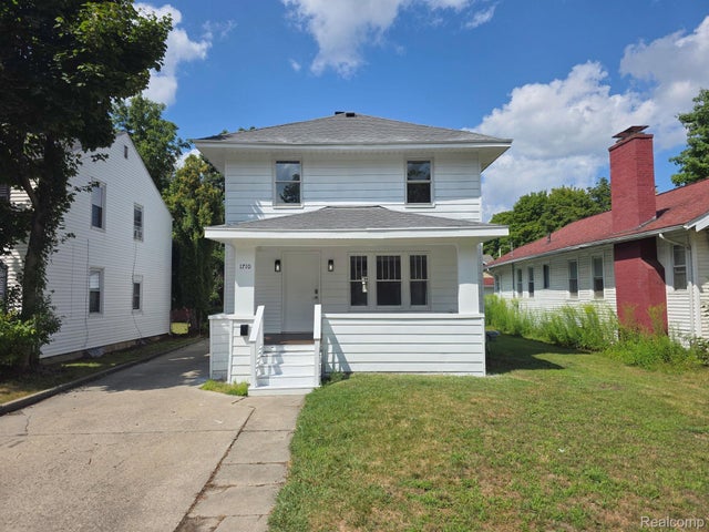 1710 State Street, Saginaw city