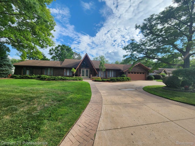 23575 Riverview Drive, Southfield city