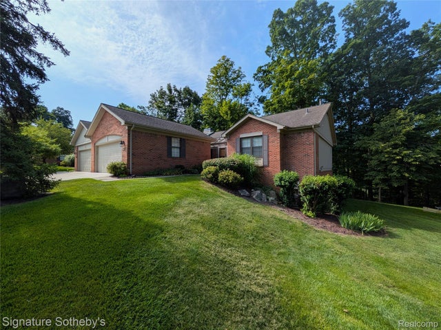 7094 Danbrooke, West Bloomfield charter township