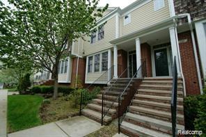 202 Stonebrooke Court, Royal Oak city