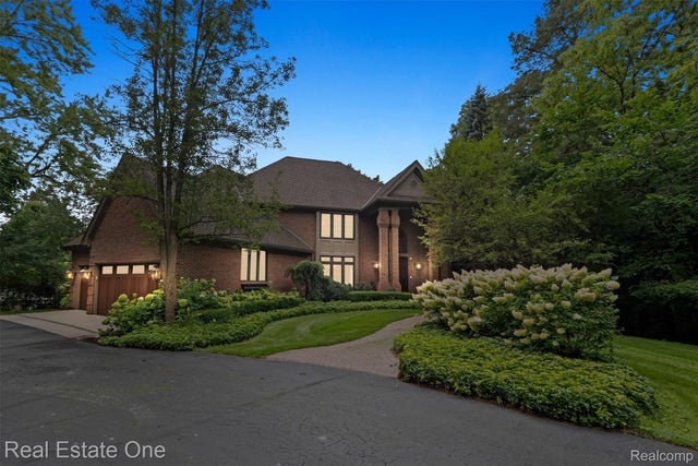 7181 Hillside Drive, Independence charter township