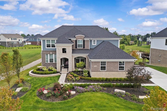 21008 Torbay Drive, Northville city