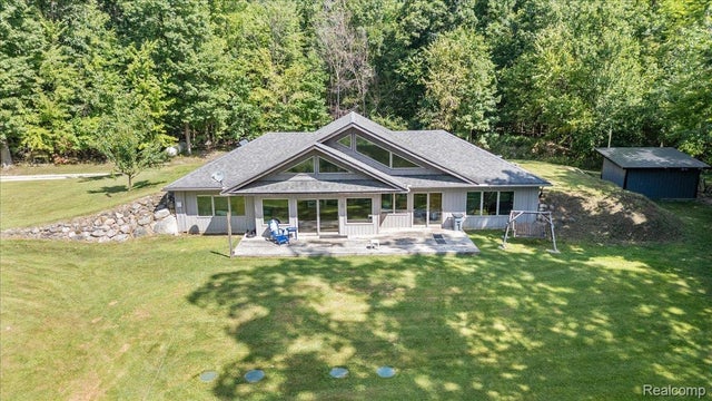 9274 Argentine Road, Deerfield township