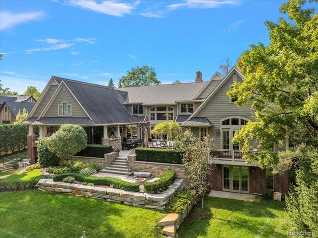 1330 Oxford Road, Bloomfield charter township