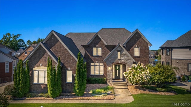 54381 Pelican Lane, Shelby charter township
