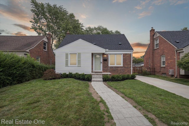 3220 N Connecticut Avenue, Royal Oak city