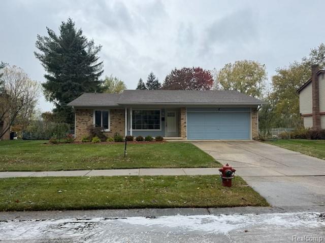 4953 Stoddard Drive, Troy city