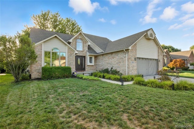48821 Tremont Drive, Macomb township