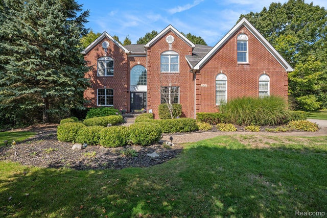 5479 Woodcreek Court, Independence charter township