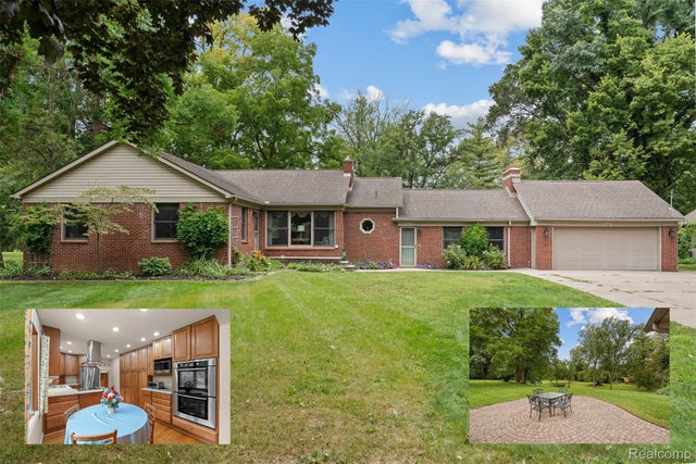 38481 Riverside Drive, Clinton charter township