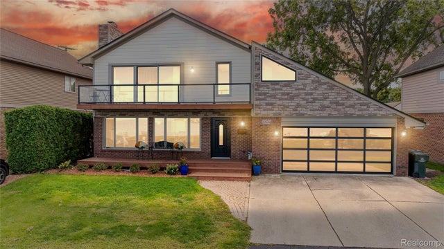 22584 E 10 Mile Road, St. Clair Shores city