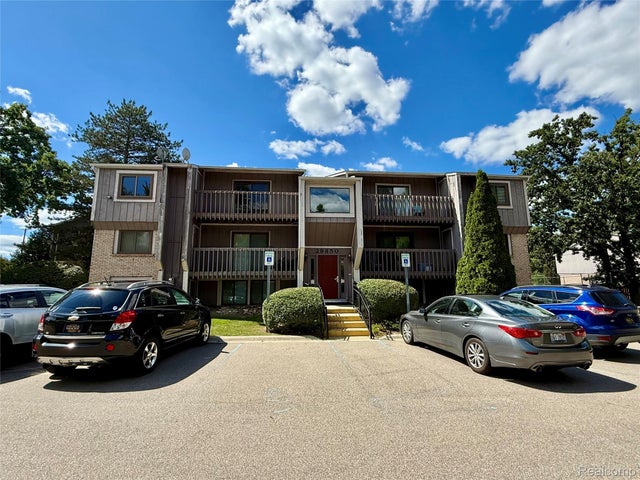 29850 W 12 Mile Road 512, Farmington Hills city