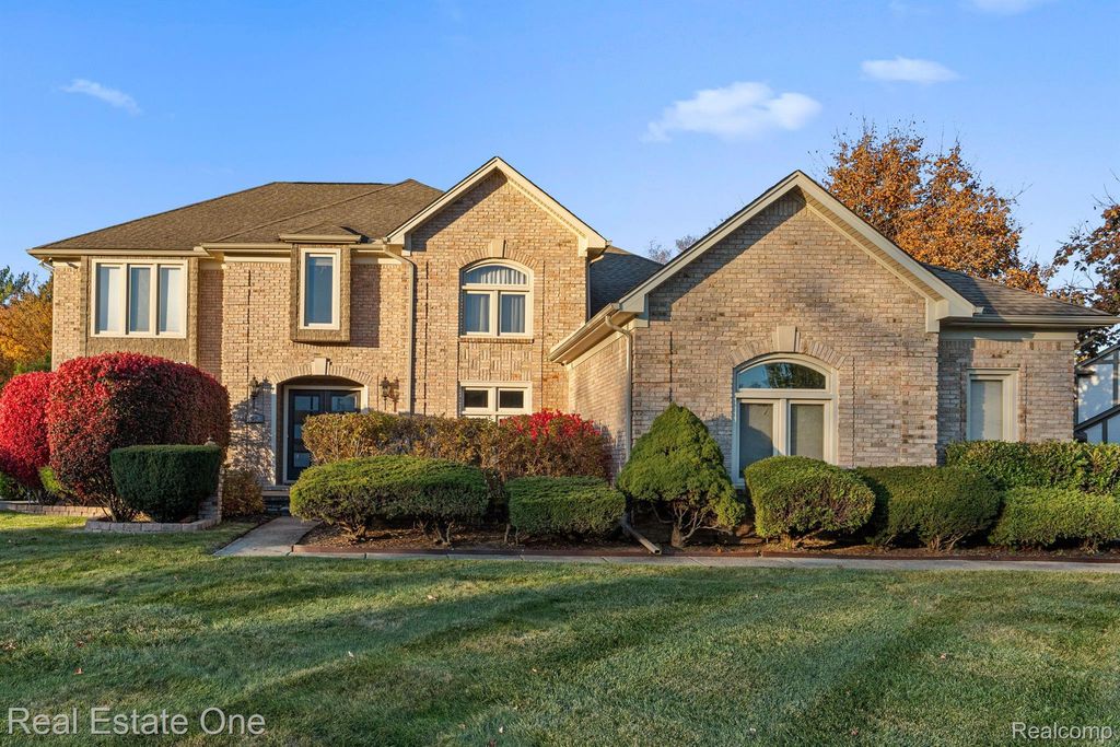 1953 Regency Hills Drive, Shelby charter township