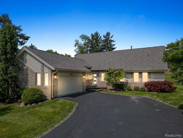 6420 Apple Grove Lane, Bloomfield Hills city