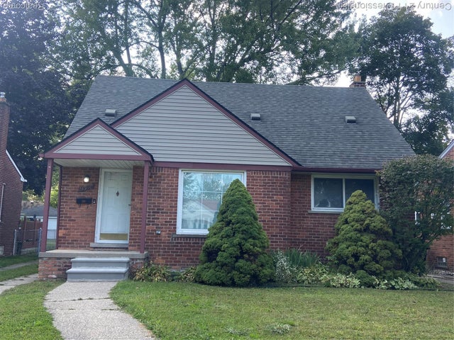 9555 Arcola Street, Livonia city