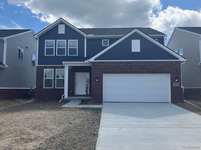 58567 Losino Drive, Lyon charter township