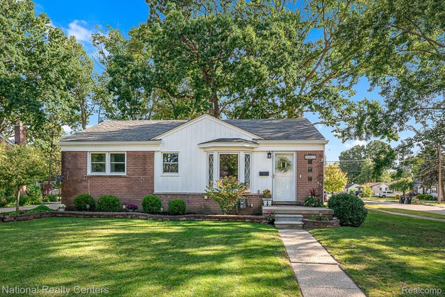 30055 Grandon Street, Livonia city